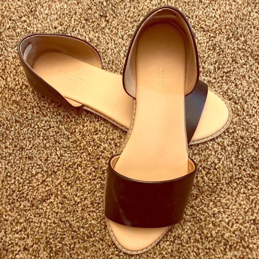 OLD NAVY sandals