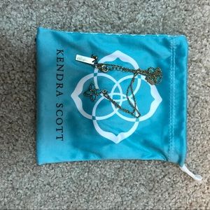 Kendra Scott necklace