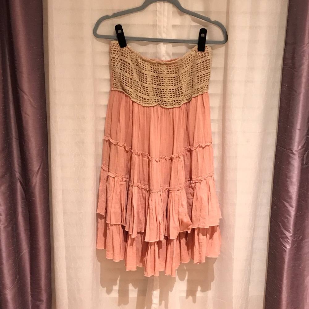 Pretty Ruffle Tiered Strapless Lace Weave Dress