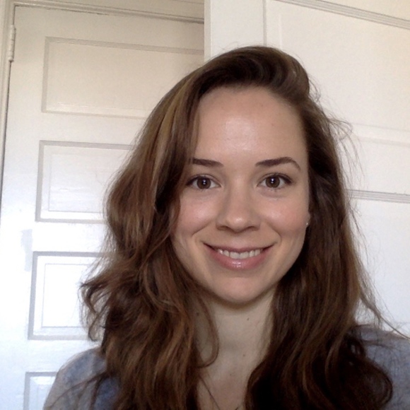 Meet your Posher, Pamela - Picture 2 of 2