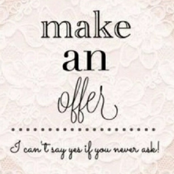 🔓 CLOSET BLOWOUT!! 🔓 - Picture 1 of 1