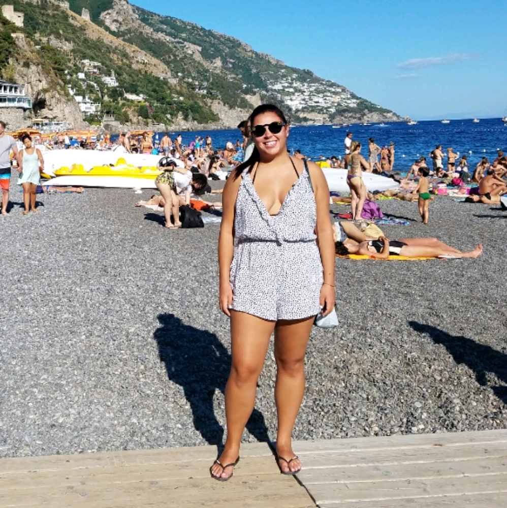 Meet your Posher, Alexandra