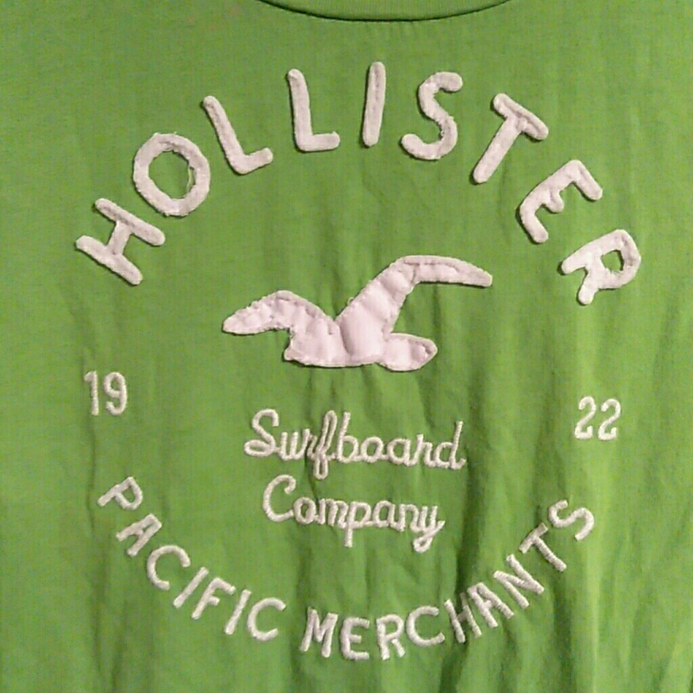 Green HOLLISTER T-SHIRT