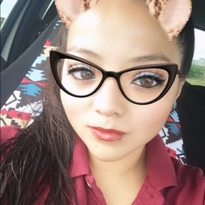 Meet your Posher, Araceli