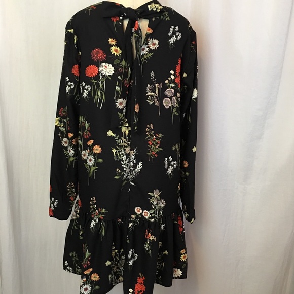 SOLDPhilosophy Black Floral Ruffle Hem Shift Dress - Picture 5 of 7