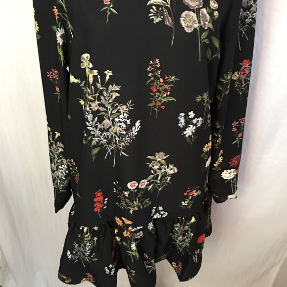 SOLDPhilosophy Black Floral Ruffle Hem Shift Dress - Picture 6 of 7