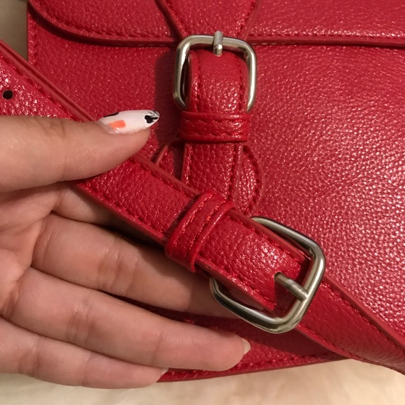 [BUNDLE UP🎉🎉] Cute date bag!! - Picture 4 of 5