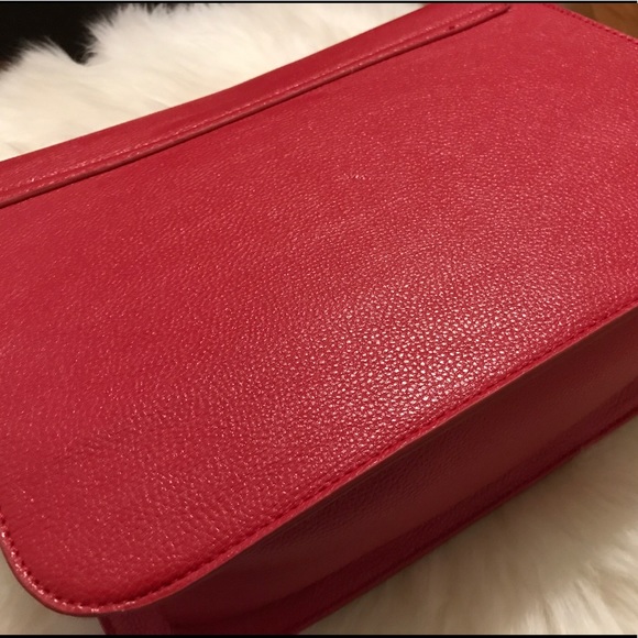 [BUNDLE UP🎉🎉] Cute date bag!! - Picture 5 of 5