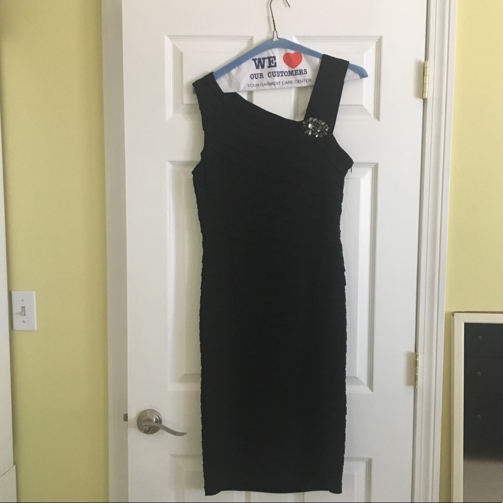 Cocktail/formal dress
