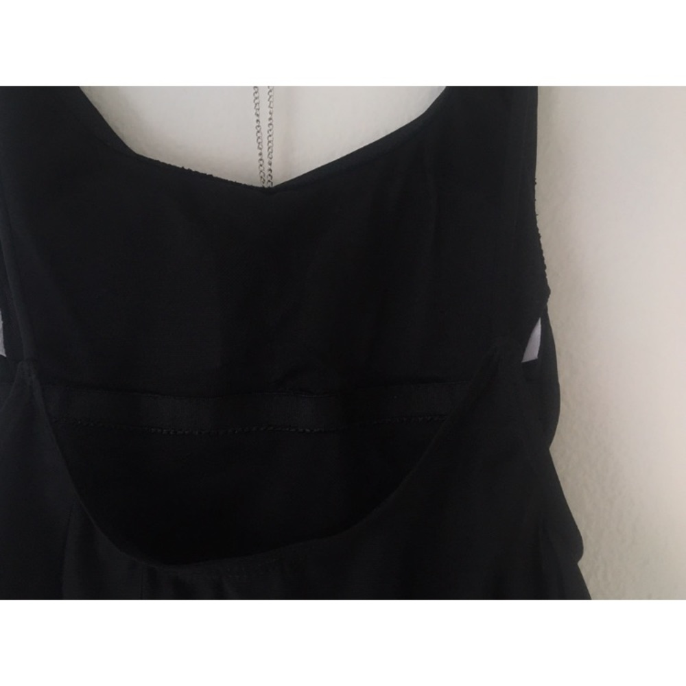 Black One-piece - Picture 7 of 7