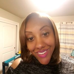 Meet your Posher, Tina