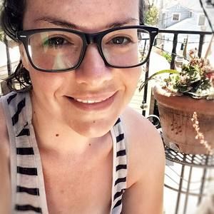 Meet your Posher, Eszter