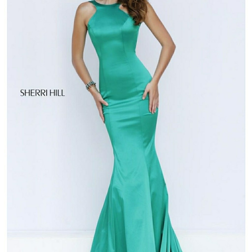 Sherri Hill emerald gown sz 2