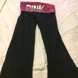 VS PINK SM BOOT CUT YOGA PANTS