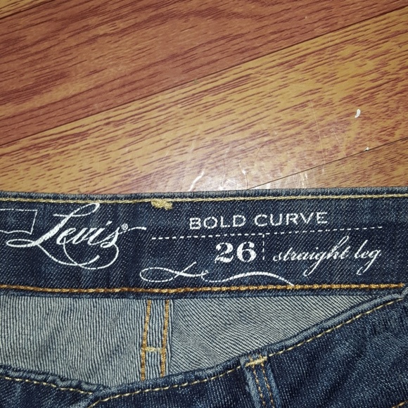 Levi's - Picture 3 of 3