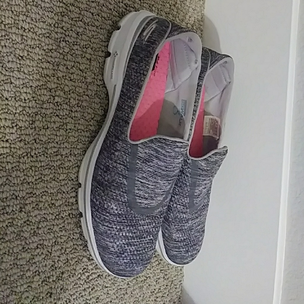 Skechers goga mat slip ons