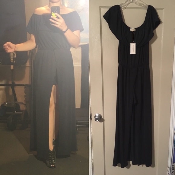 Pants - Off the shoulder romper with cape