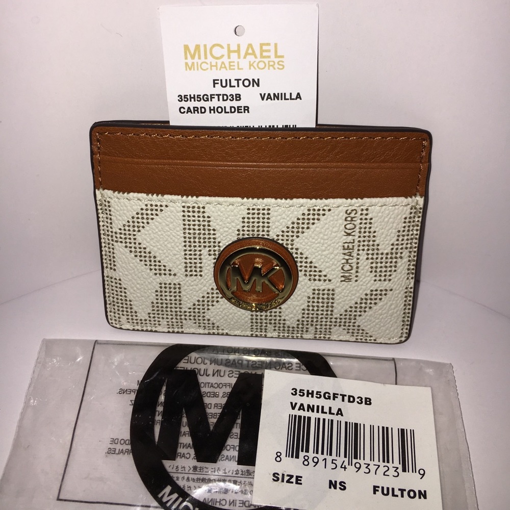 NWT Michael Kors Fulton Vanilla Card Holder