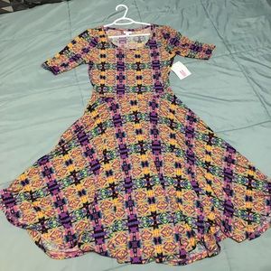Medium Nicole NWT.