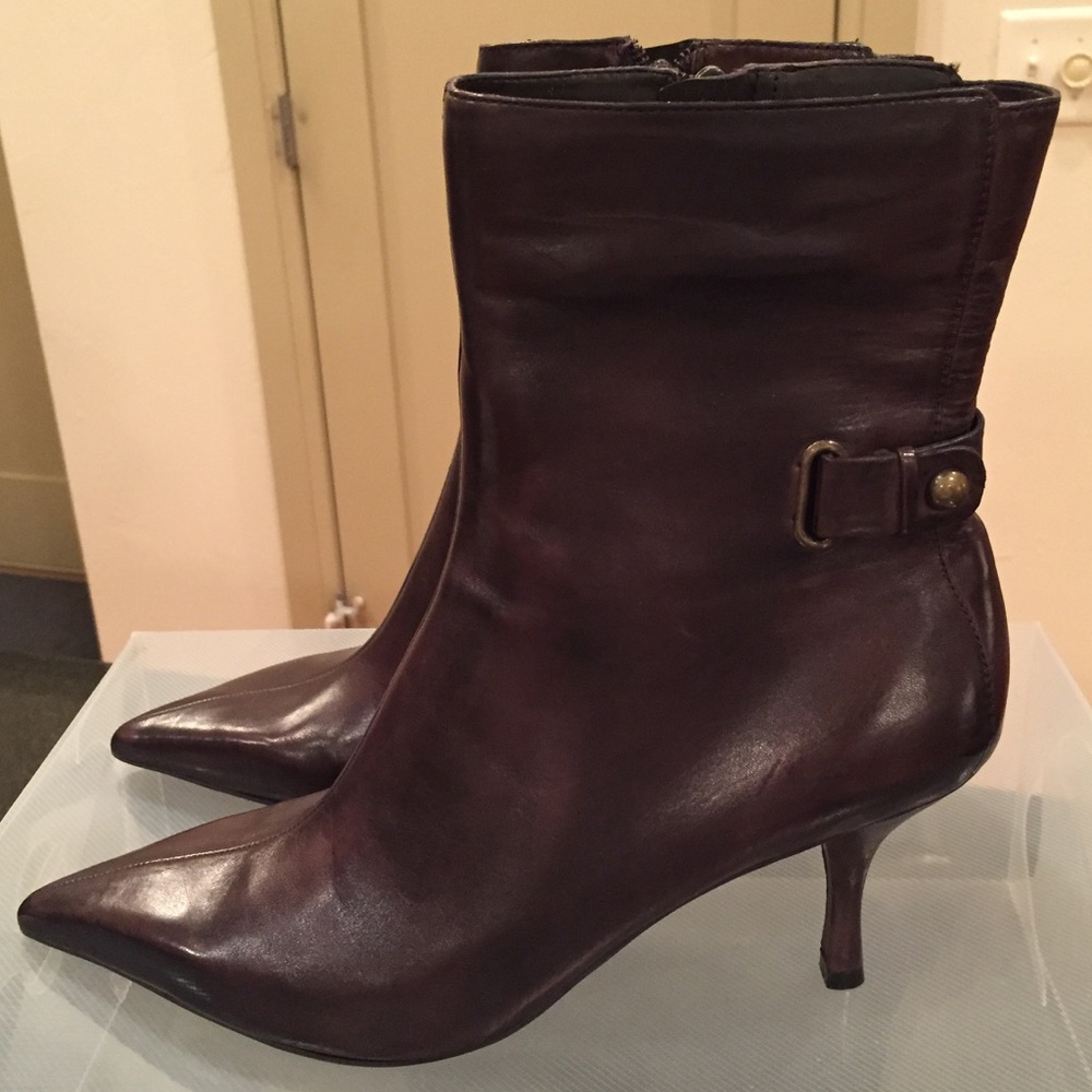 NEW Nine West Brown Leather Ankle Boots size 8.5!