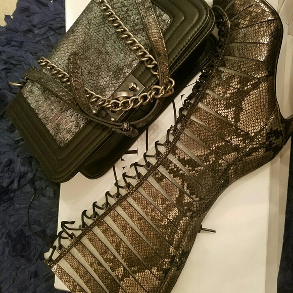 Steve Madden new in box snake skin open toe boots - Picture 3 of 4