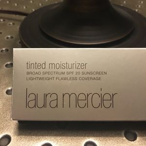 Laura Mercier Tinted Moisturizer- Blush