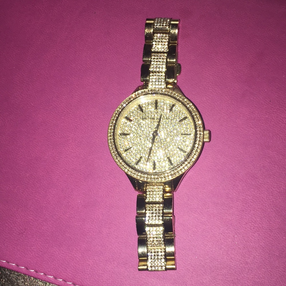 Michael kors diamond out gold watch