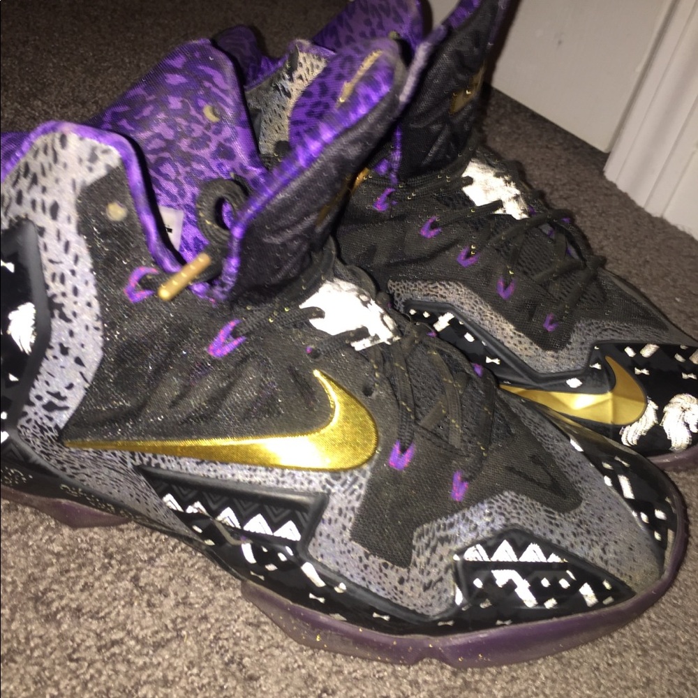 size 11 Lebron bhm