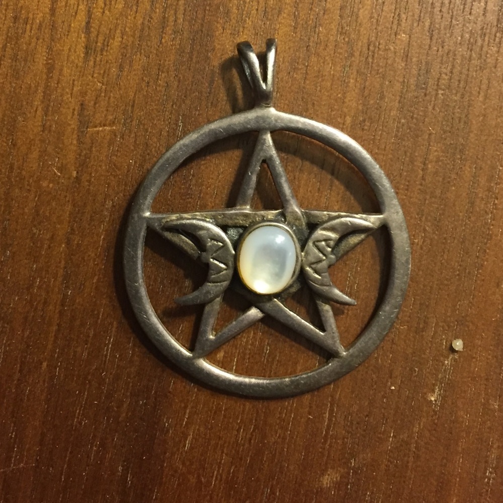 Silver star pendant