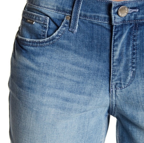 Nine West Jeans Boyfriend Ankle Jean size 6 - Picture 3 of 8