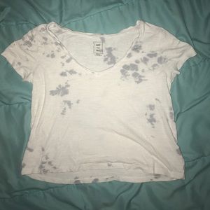 "Bleach" tie-dye