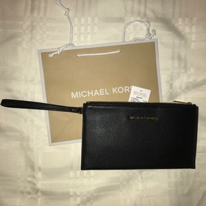 Michael Kors NWT Black Leather Clutch/Wristlet