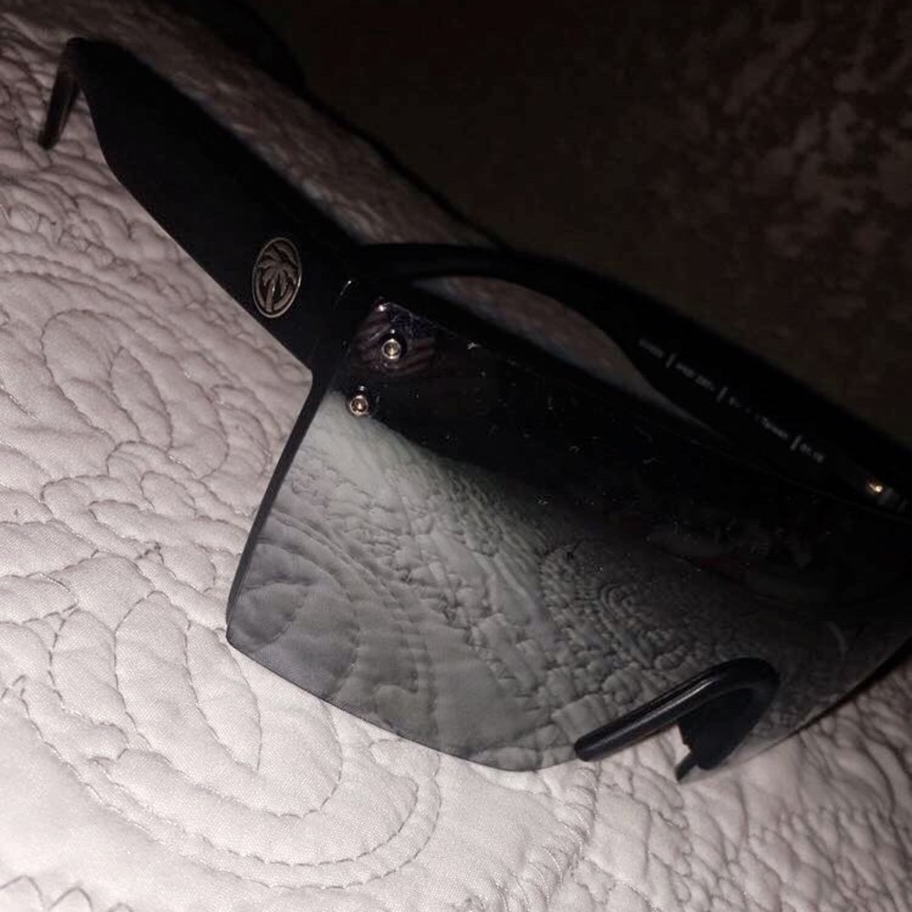 Heat wave sunglasses