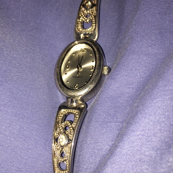 ✈️🗺🖤⏳📦Pretty watch - Picture 2 of 4