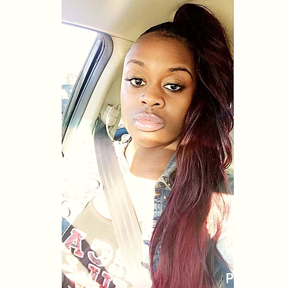 Meet your Posher, Ebony