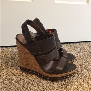 Corkscrew Brown Wedges