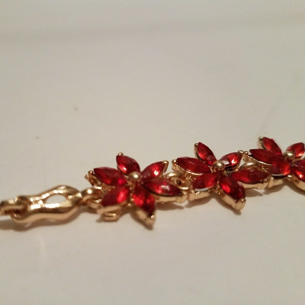 Red Flower Bracelet