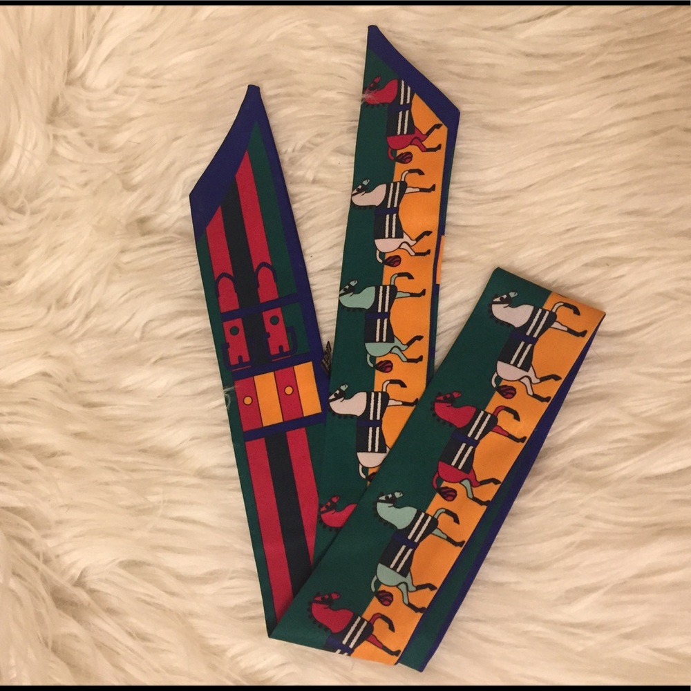 💯% Authentic Hermes Silk Twilly