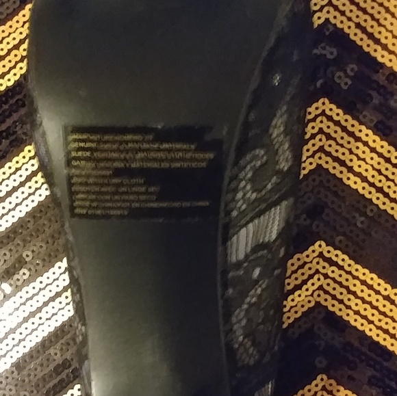 Shoes - Picture 3 of 3