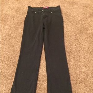 Curve hugging flare black jeggings