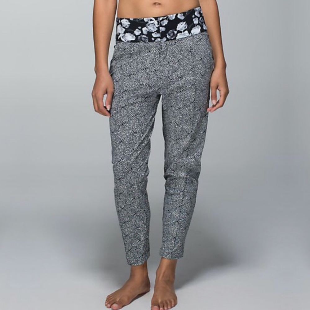***ISO Lululemon Departure Pant