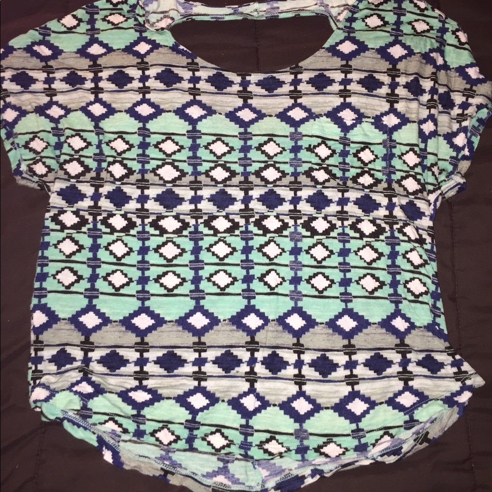 Kirra brand crop top, size large