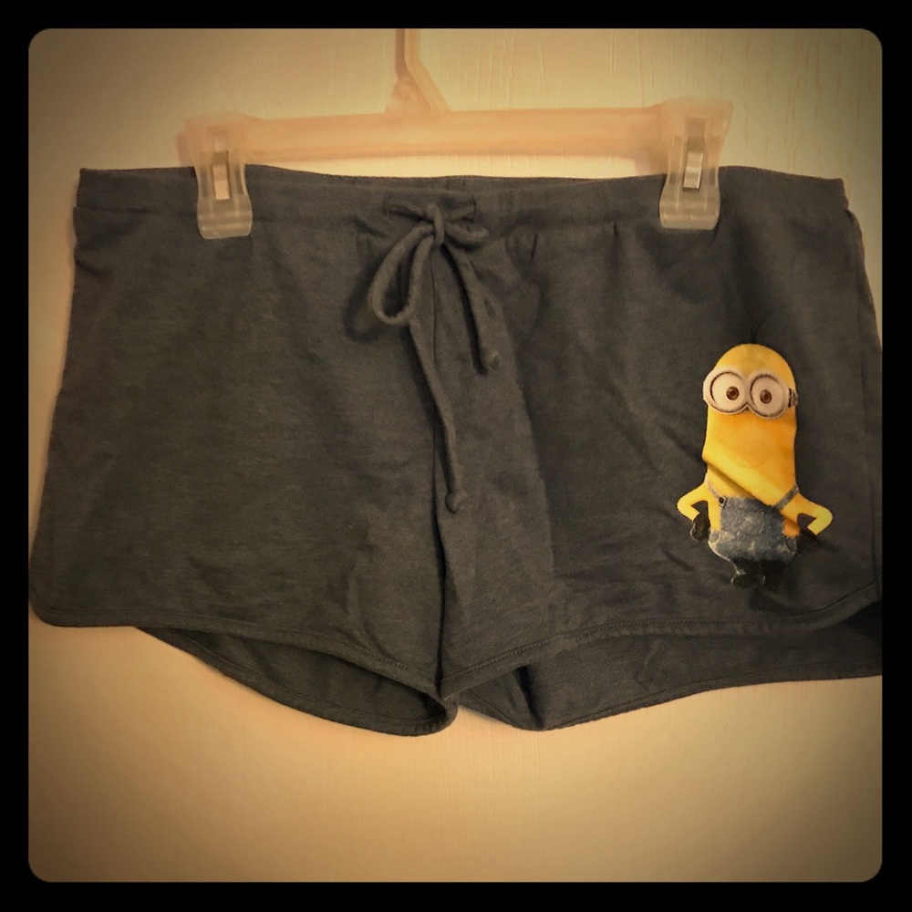 XL shorts Illumination Minion Theme