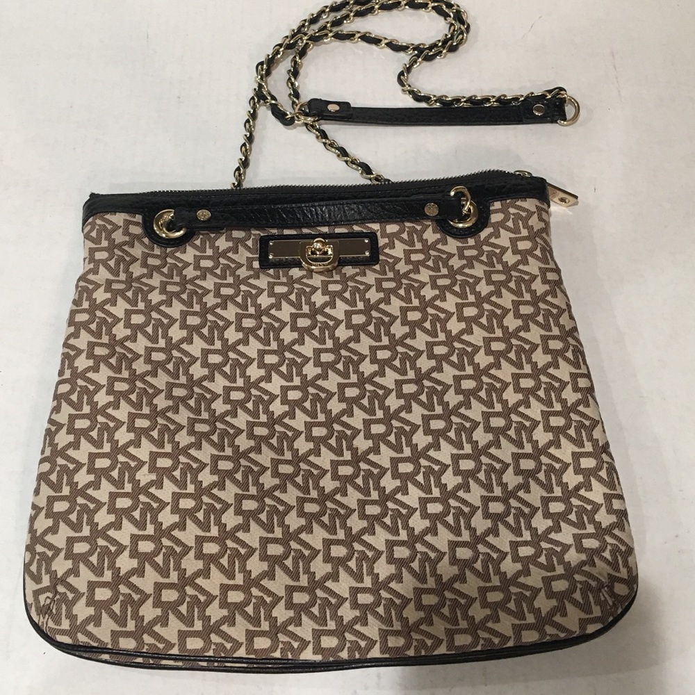 DKNY NWOT AUTHENTIC PURSE/CROSSBODY