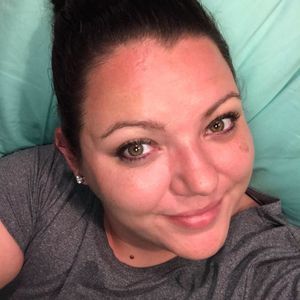 Meet your Posher, Carissa