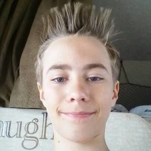 Meet your Posher, Keegan