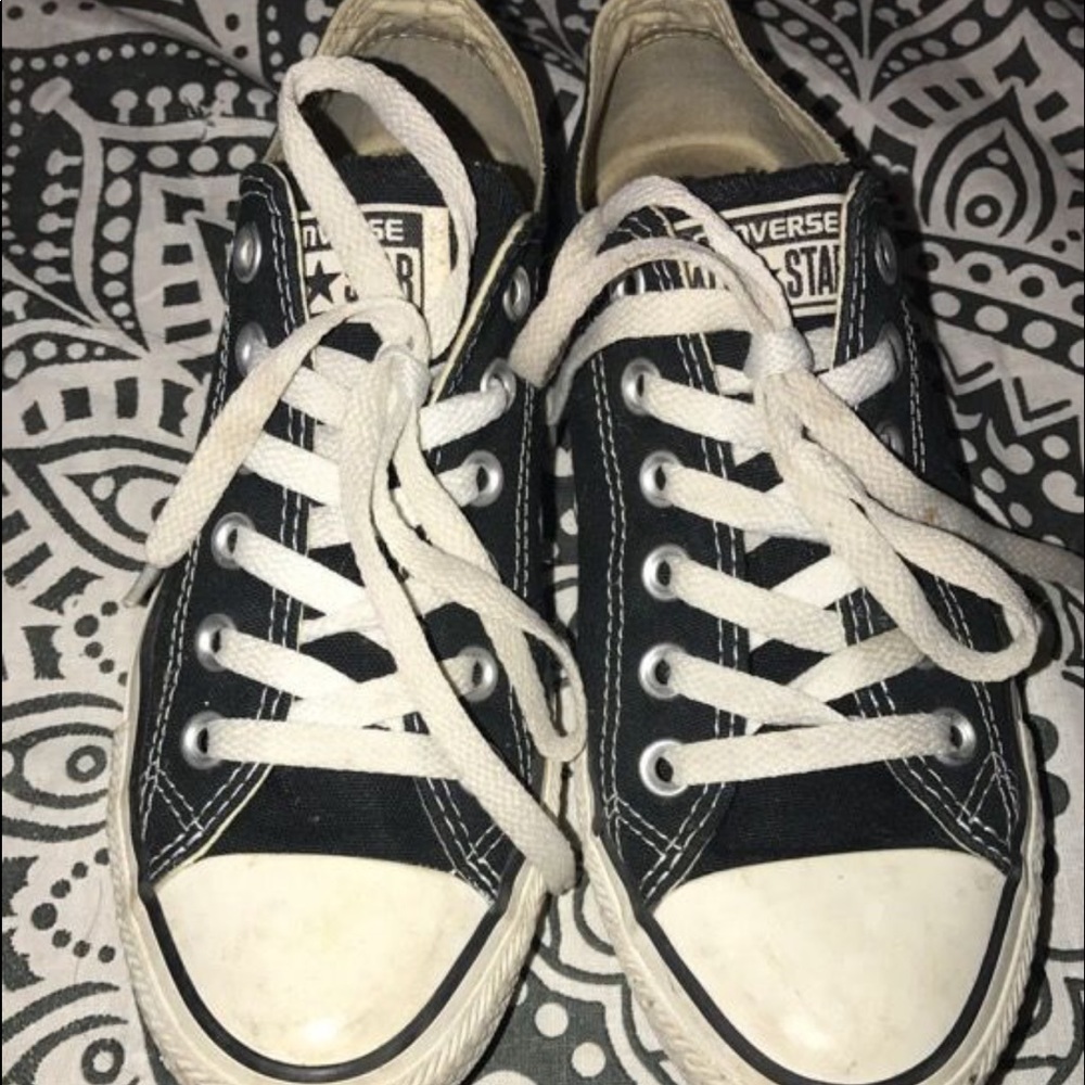 Black converse