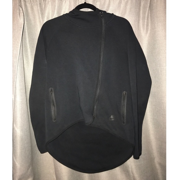 Nike tech jacket - Picture 1 of 3