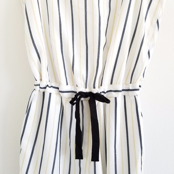Frnch Striped Romper - Picture 4 of 8