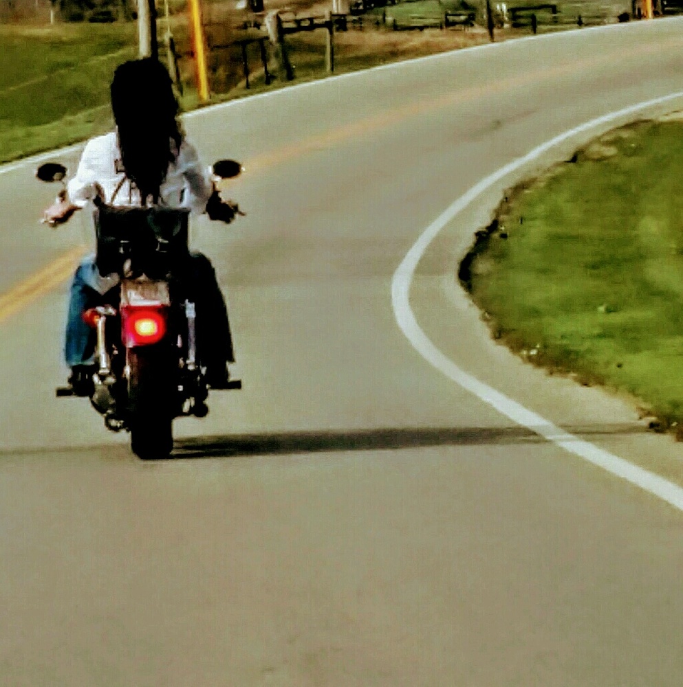 Meet your Posher, Lsyrie